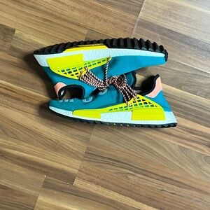 Pharrell X NMD Human Race Trail “Sun Glow”